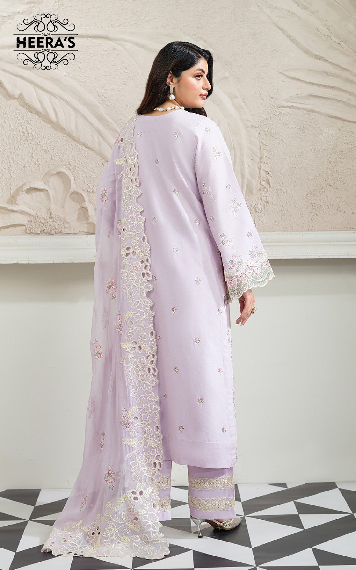 Lilac Diviné Eid